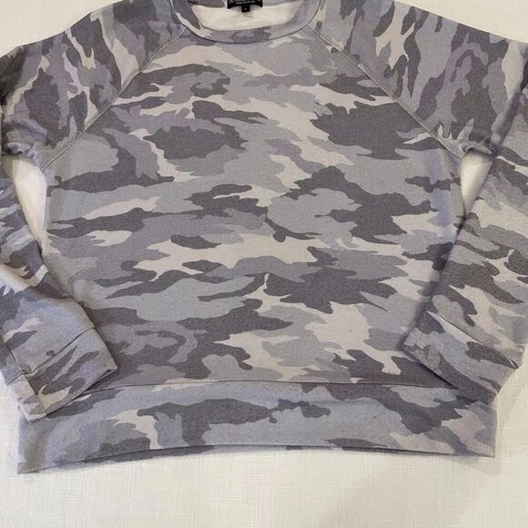 Beyond Yoga gray camo camouflage soft‎ long sleeve top size small - Picture 7 of 15